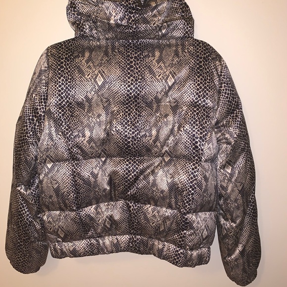 CALVIN KLEIN Puffer Jacket - Picture 8 of 14